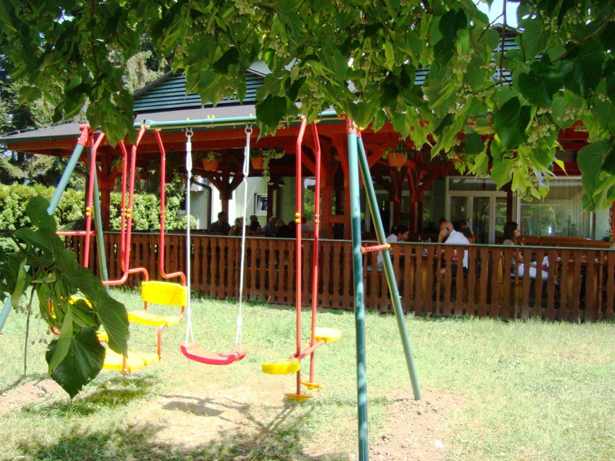 Motel Kod Bakija Karlovac Exterior foto