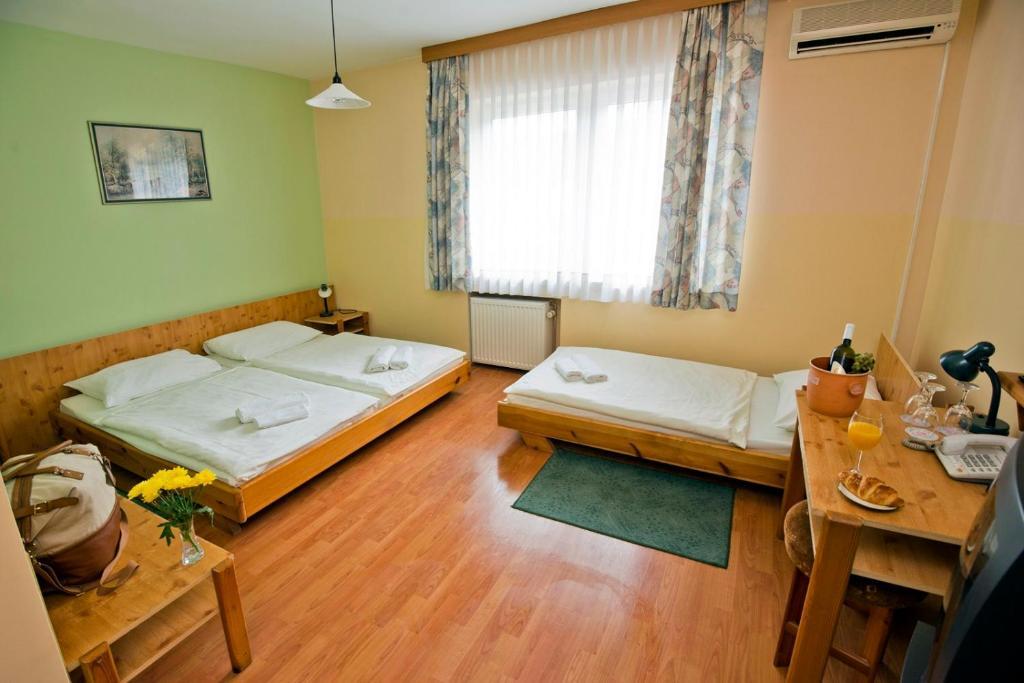 Motel Kod Bakija Karlovac Zimmer foto